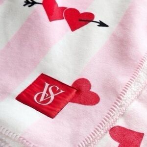 Victoria secret New 2025 Valentine edition throw blanket